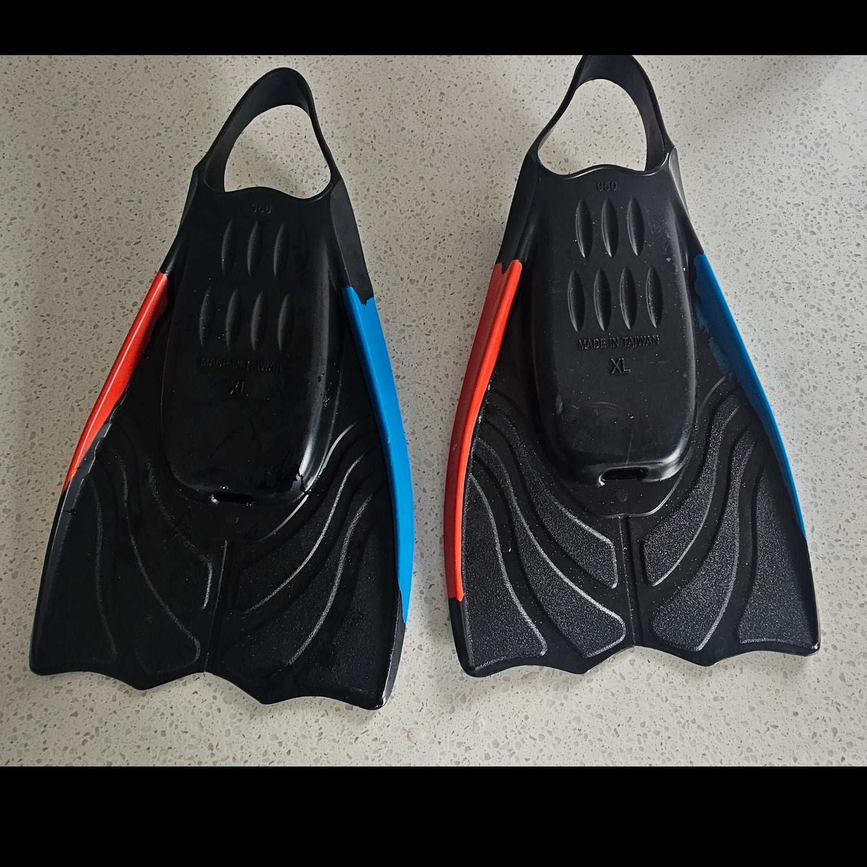 swim fins